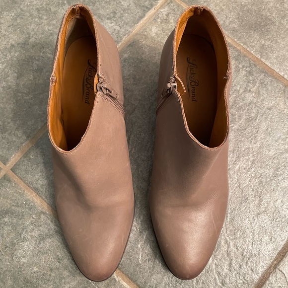 Brand new size 10 Lucky Brand leather boots - Picture 1 of 4